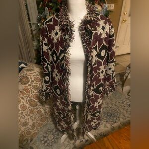 TORY BURCH Resort 2017 On Vogue
Runway Mandeville Mosaic Fringe Coat - Size 4